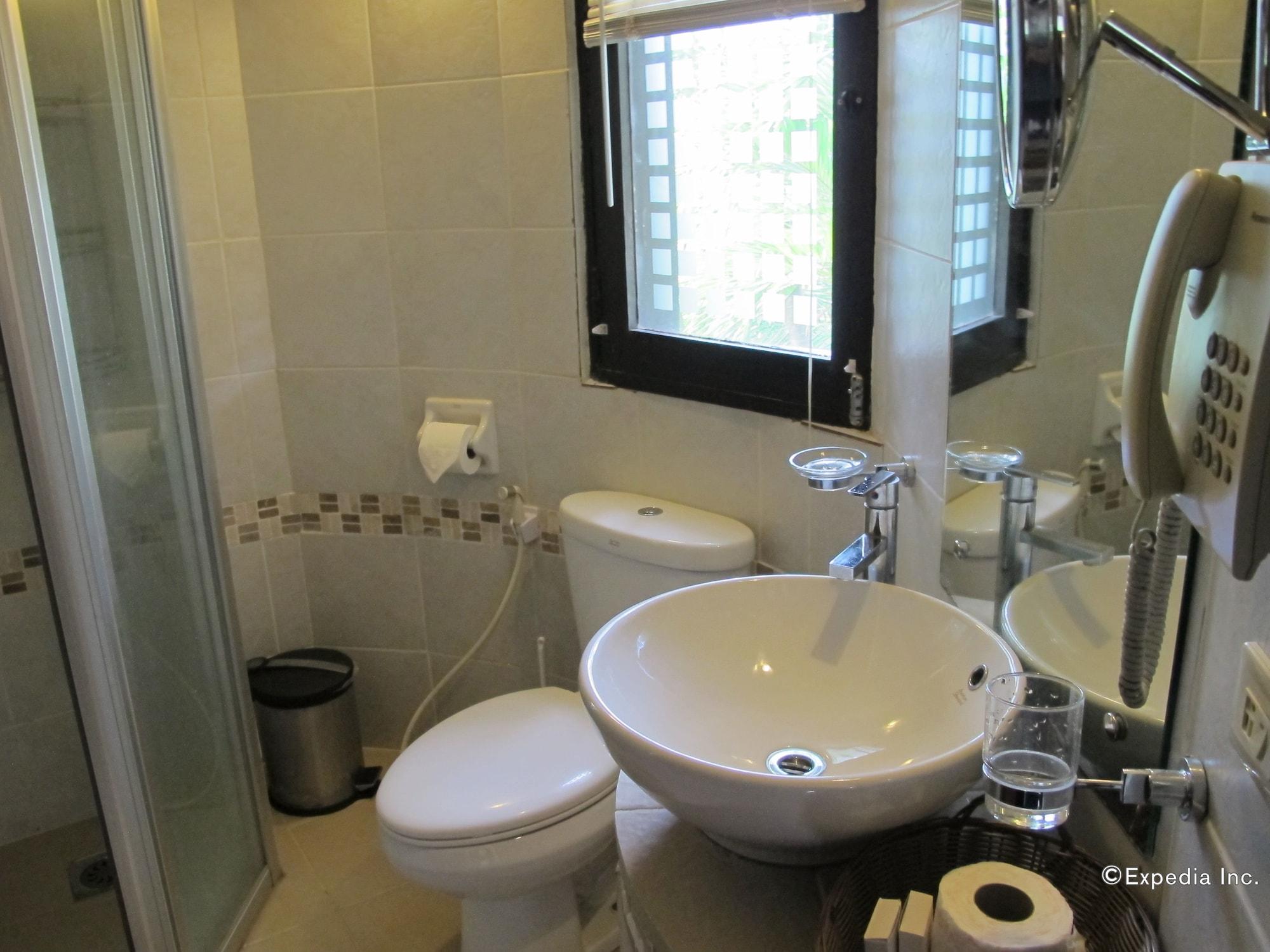 Utopia Resort & Spa Puerto Galera Dış mekan fotoğraf