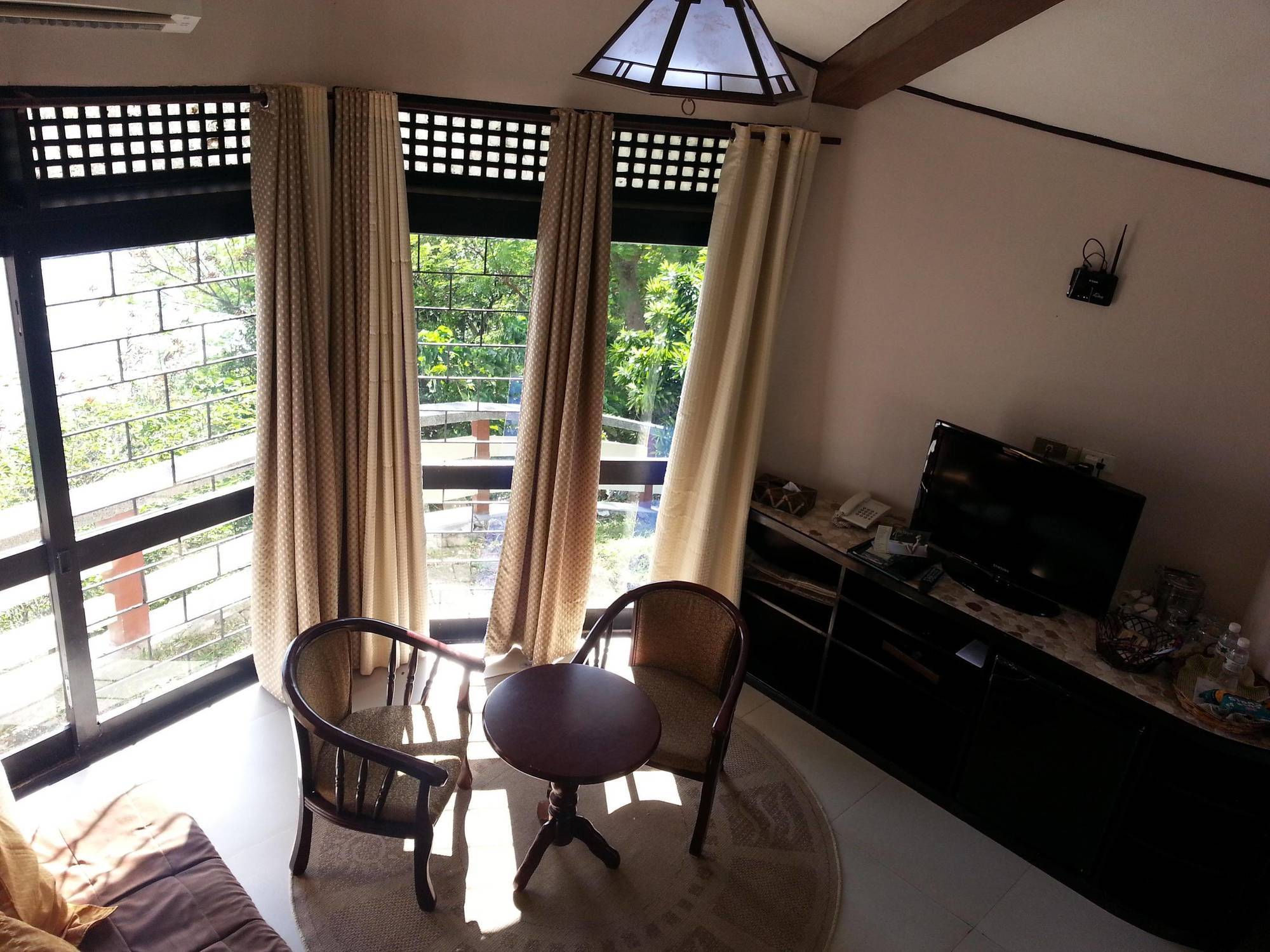 Utopia Resort & Spa Puerto Galera Dış mekan fotoğraf