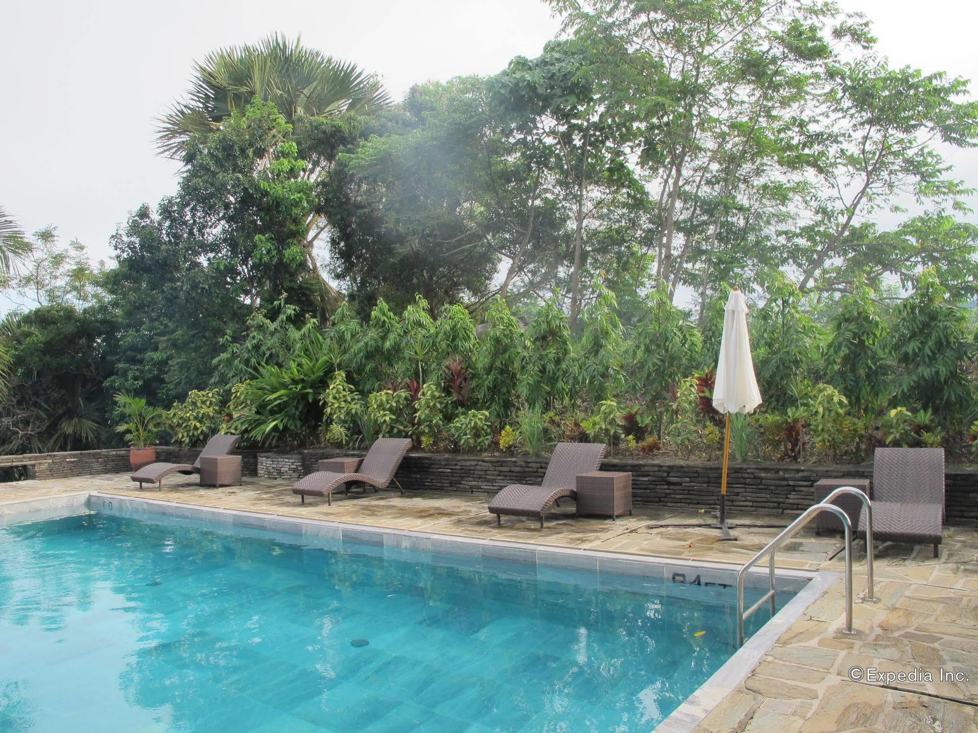 Utopia Resort & Spa Puerto Galera Dış mekan fotoğraf